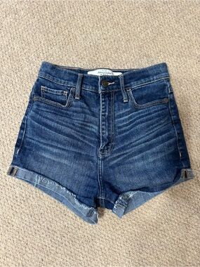 Abercrombie Dark Wash Denim Jean High-Rise Women’s Shorts 00